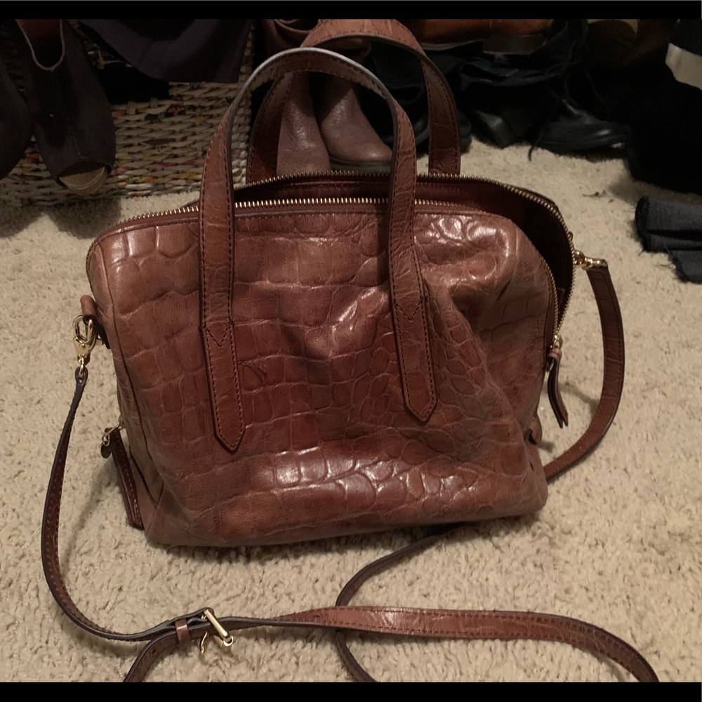 Fossil Genuine Leather Alligator Style Bag